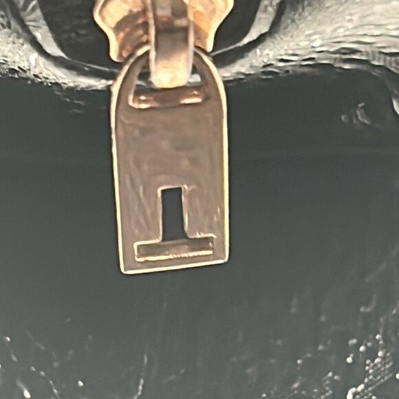 Ted Baker Bow Front Cosmetic Bag Black Patent Leather Rose Gold Hardware Travel - Picture 11 of 15